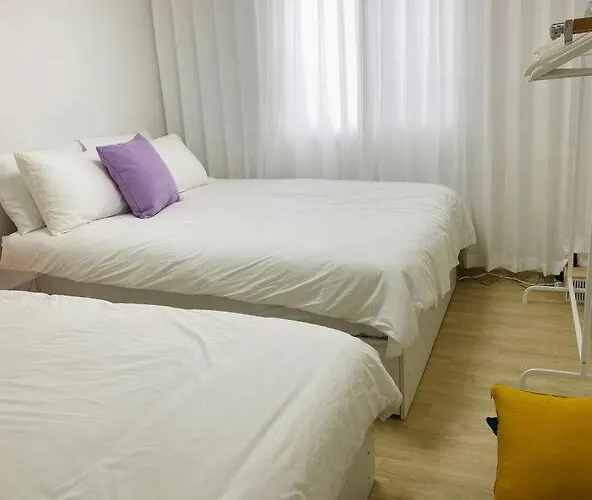 House Station Apartment Seoul